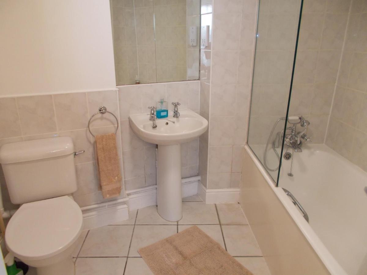 Double Room With Private Bathroom In Flat London Centre Exterior foto
