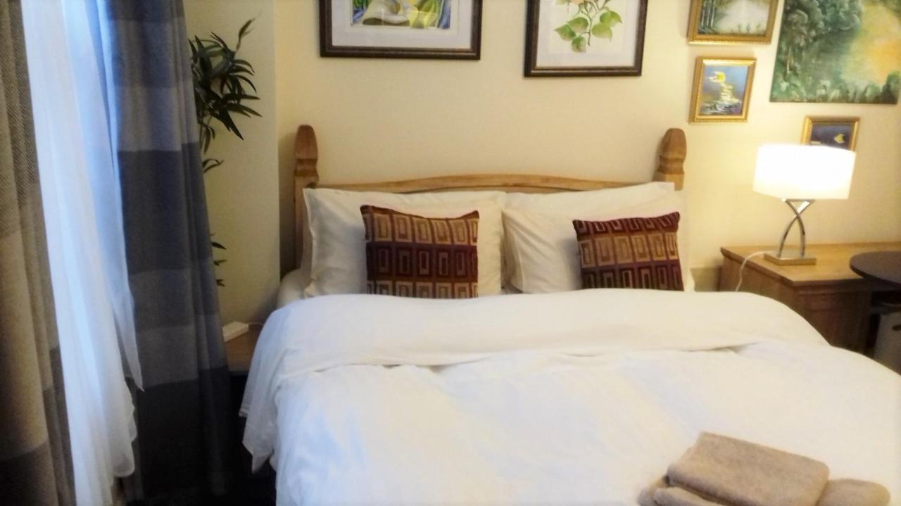 Double Room With Private Bathroom In Flat London Centre Exterior foto